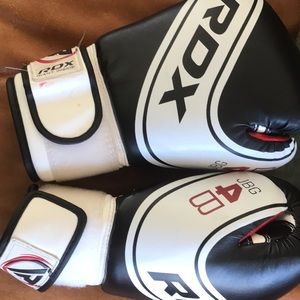 Rex kids boxing gloves